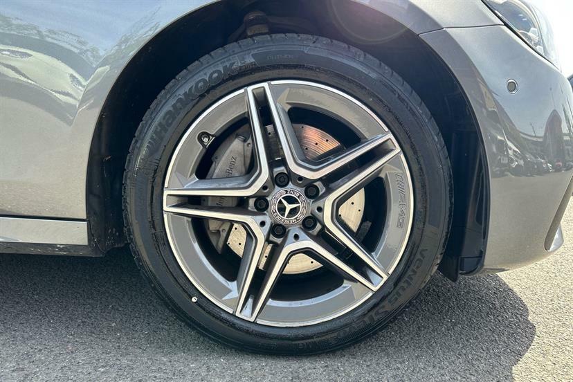 Mercedes-Benz E Class E300d 4Matic Amg Line 9G-tronic Grey #4