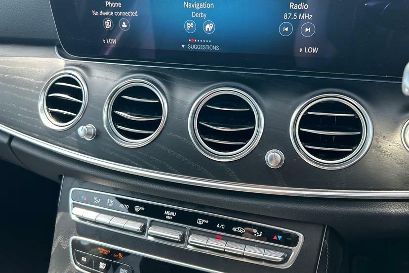 Mercedes-Benz E Class E 220 Amg Line Premium D Black #30