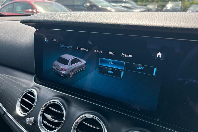 Mercedes-Benz E Class E 220 Amg Line Premium D Black #38