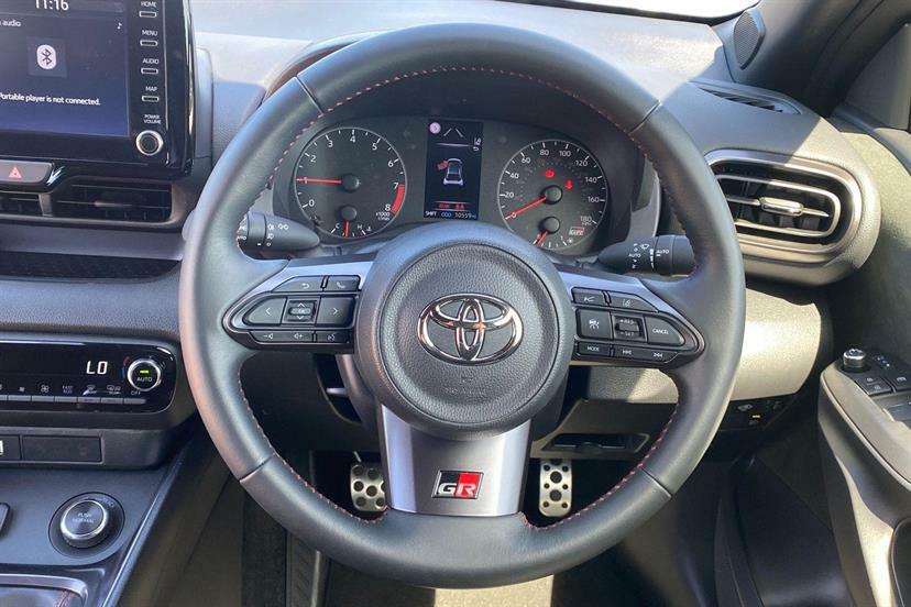 Toyota Yaris Design Blue #7