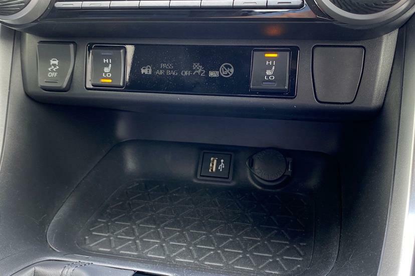 Toyota Rav 4 2.5 Vvt-i Hybrid Dynamic White #37