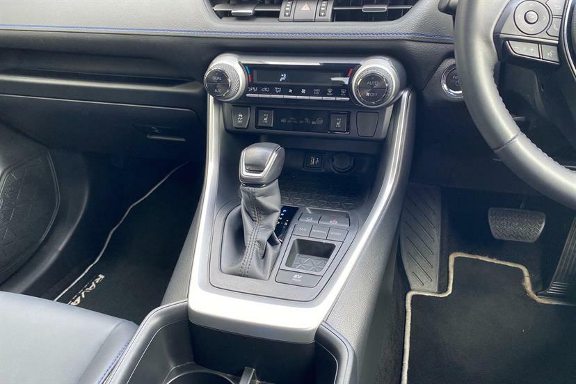 Toyota Rav 4 2.5 Vvt-i Hybrid Dynamic White #35