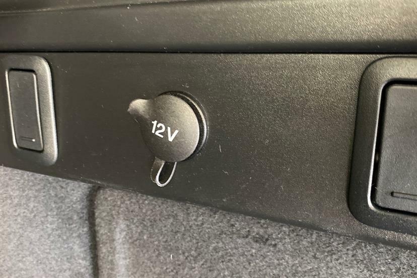Land Rover Range Rover Velar 2.0 D200 Mhev Dynamic Hse Suv 4Wd Black #26