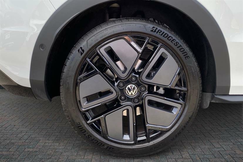 Volkswagen T-Roc 1.5 Etsi 150 R-line Dsg White #5
