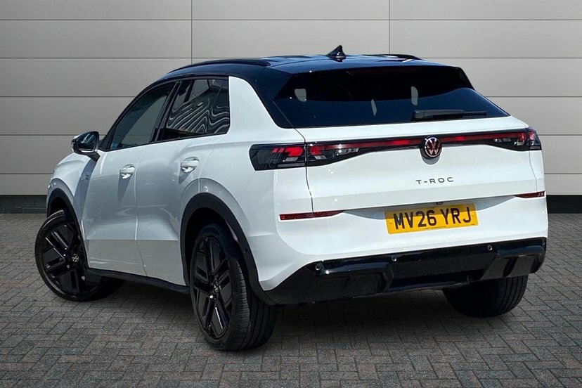 Volkswagen T-Roc 1.5 Etsi 150 R-line Dsg MV26YRJ White #3