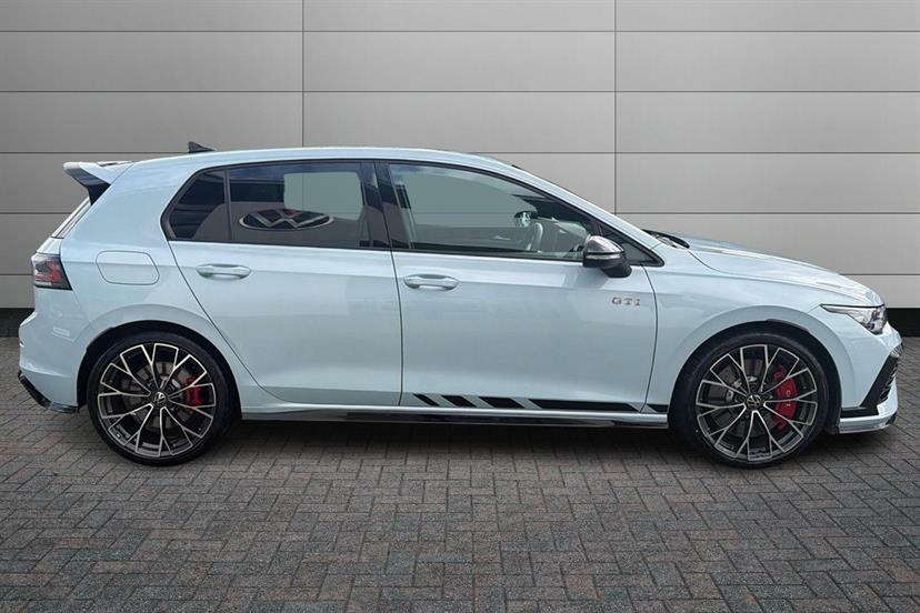 Volkswagen Golf 1.5 Etsi 150 Black Edition Dsg Grey #4