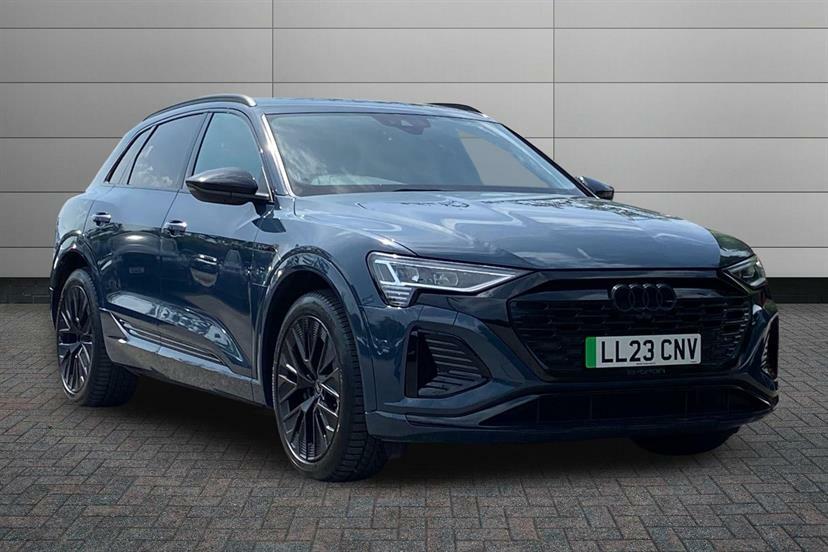 Audi Q8 e tron 250Kw 50 Quattro 95Kwh Black Edition Blue