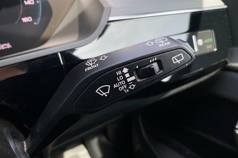 Audi Q8 e tron 250Kw 50 Quattro 95Kwh Vorsprung Blue #37