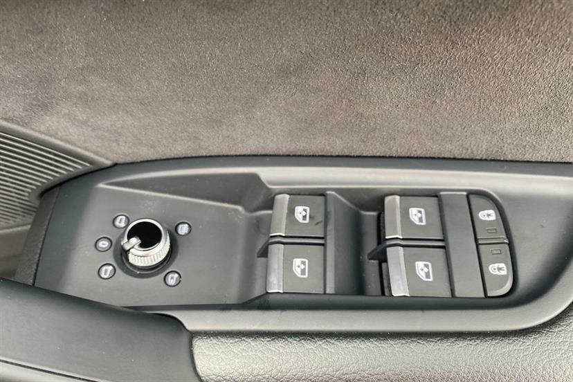 Audi Q5 50 Tfsi E Quattro Edition 1 S Tronic Cs Blue #25