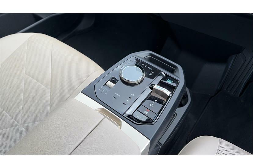 BMW iX IX Xdrive40 M Sport Edition Black #8