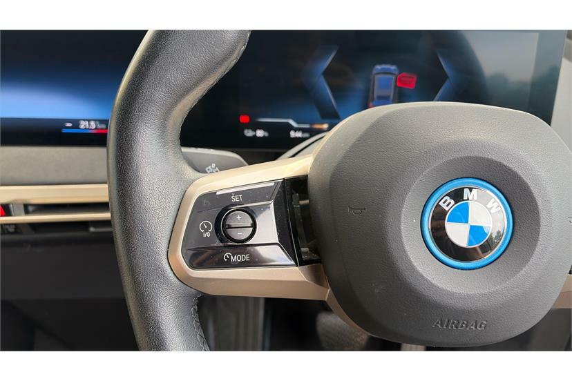 BMW iX IX Xdrive40 M Sport Edition Black #14