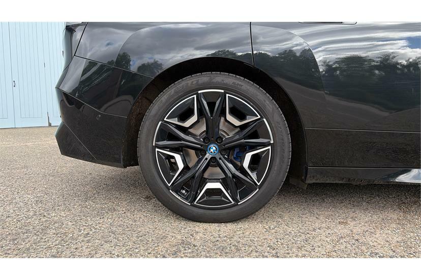 BMW iX IX Xdrive40 M Sport Edition Black #12