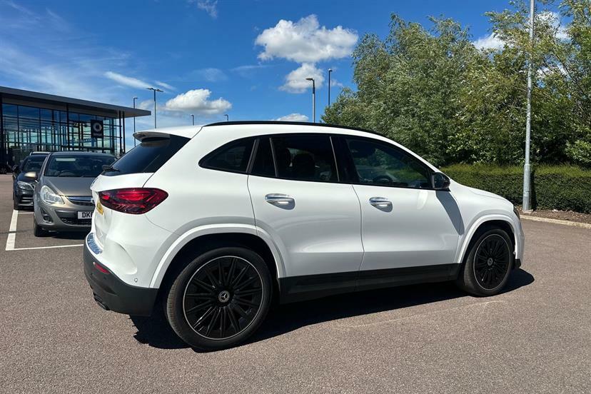 Mercedes-Benz GLA Class 180 Sport Edition Grey #23