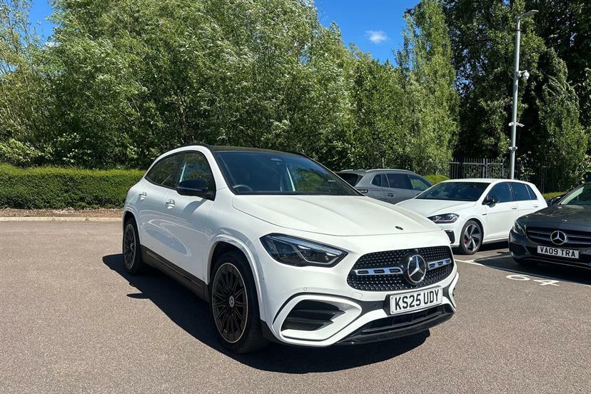 Mercedes-Benz GLA Class 180 Sport Edition Grey #33