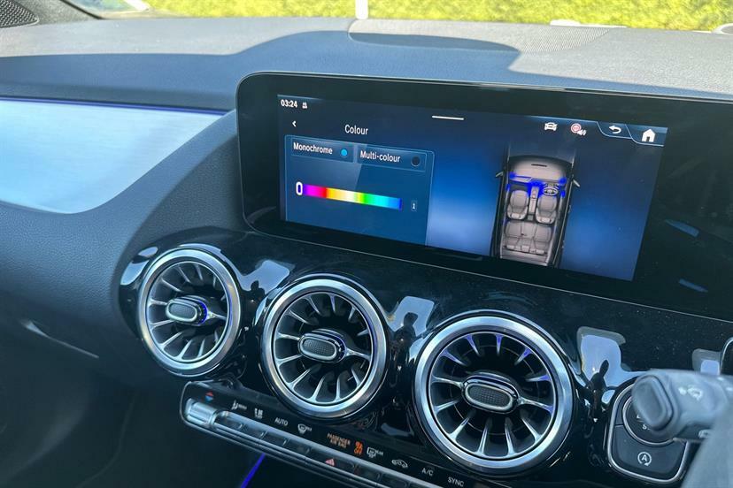 Mercedes-Benz GLA Class 180 Sport Edition Grey #18