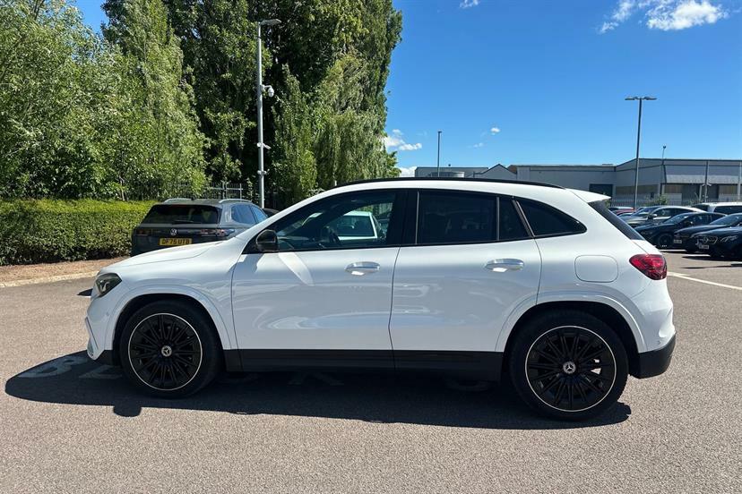 Mercedes-Benz GLA Class 180 Sport Edition Grey #30