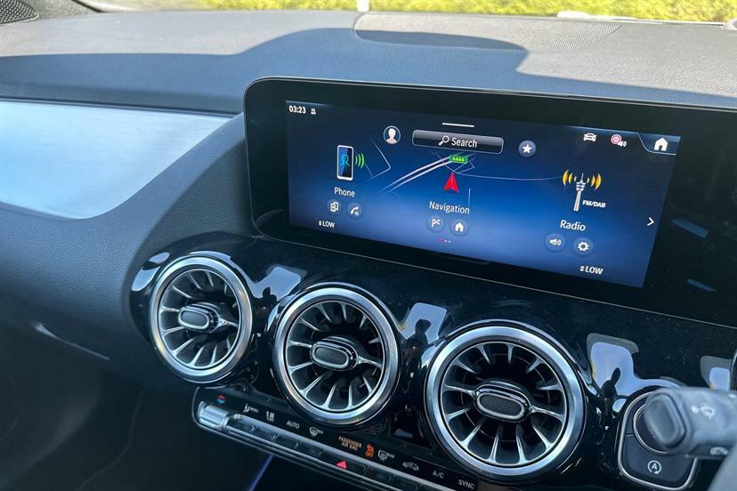 Mercedes-Benz GLA Class 180 Sport Edition Grey #12