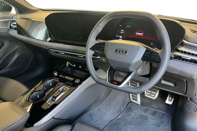 Audi A5 2.0 Tfsi 204 Edition 1 S Tronic Soundvision Black #6
