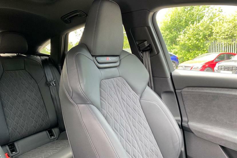 Audi Q6 E-Tron 285Kw Qtro 100Kwh S Line Soundvision Blue #37