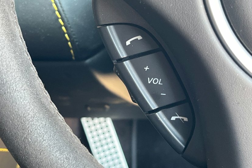 Aston Martin Vantage 4.0 V8 Euro 6 2-Door  #17