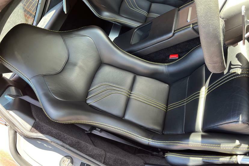 Aston Martin Vantage 4.0L 4.0 V8 Euro 6 White #36