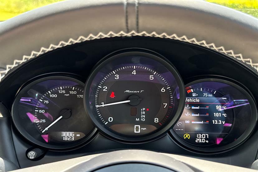 Porsche Macan 100Kwh 4 Suv 4Wd 408 Ps Grey #12