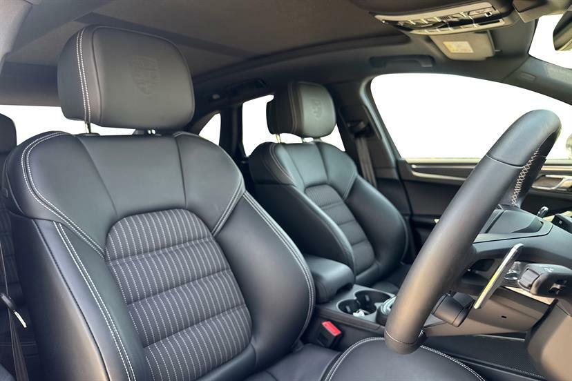 Porsche Macan 100Kwh 4 Suv 4Wd 408 Ps Grey #8