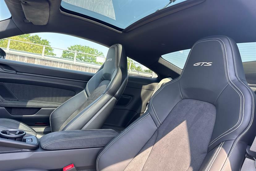 Porsche 911 Gts T-hybrid Pdk Black #24