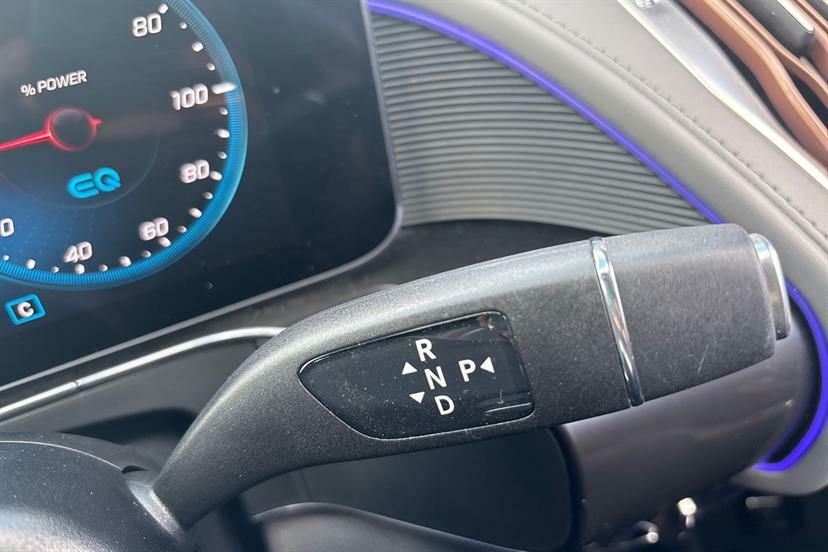 Mercedes-Benz EQC Amg Line Blue #48