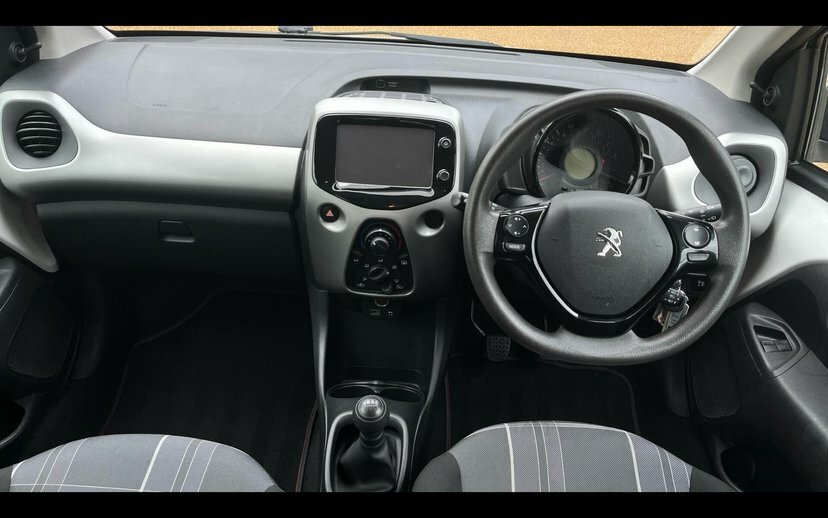 Peugeot 108 1.0 Active Hatchback 68 Ps White #4