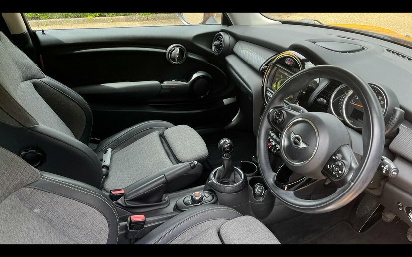 Mini Hatch 1.5 Cooper Hatchback 136 Ps Orange #5