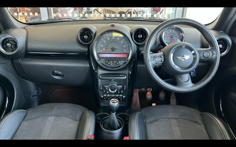 Mini Countryman Cooper D Countryman Red #4