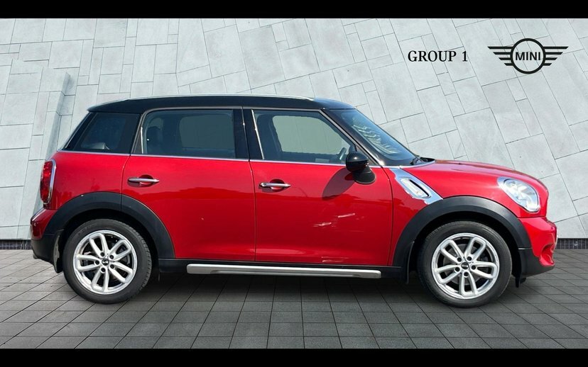 Mini Countryman Cooper D Countryman Red #3