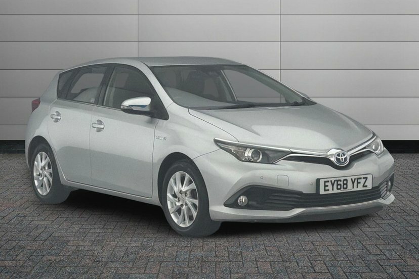 Toyota Auris 1.8 Vvt-h Icon Tech Hatchback Hybrid Cv Silver