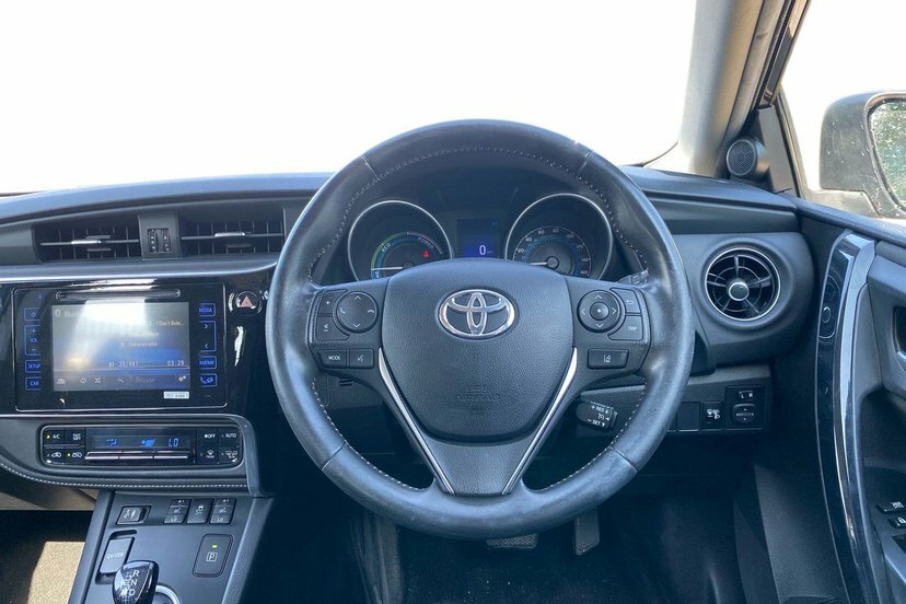 Toyota Auris 1.2T Excel Tss Blue #8