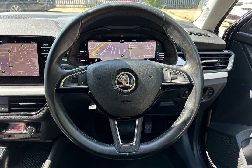 Skoda Kamiq Se L White #19