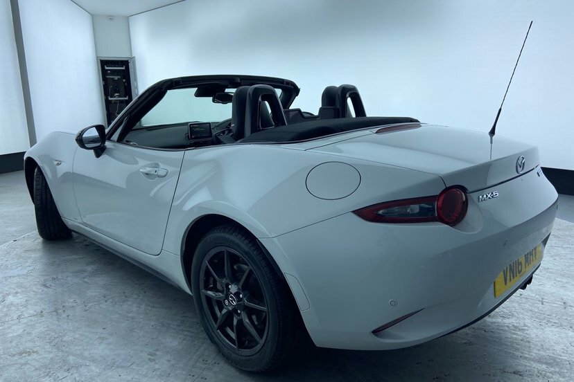 Mazda MX-5 1.5 Skyactiv-g Sport Convertible Black #23
