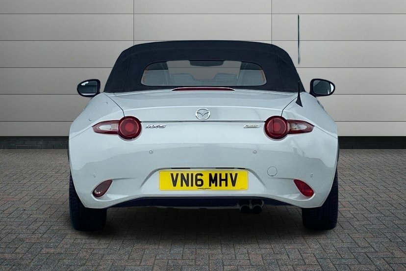Mazda MX-5 1.5 Skyactiv-g Sport Convertible Black #12