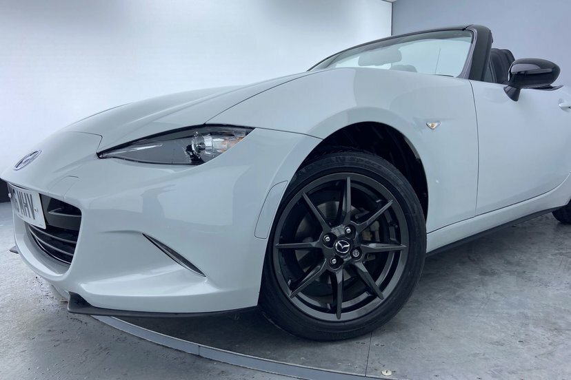 Mazda MX-5 1.5 Skyactiv-g Sport Convertible Black #22