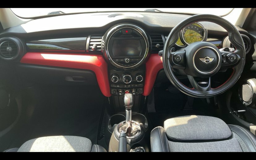 Mini Hatch 5-Door Hatch Cooper S Black #4