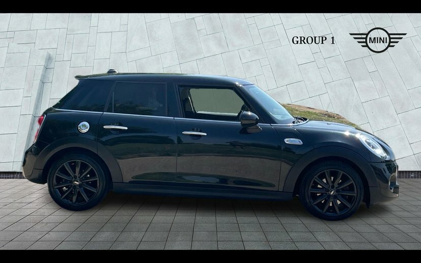 Mini Hatch 5-Door Hatch Cooper S Black #3