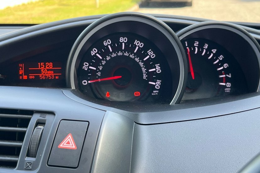 Toyota Verso Valvematic Icon Brown #39