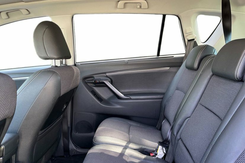 Toyota Verso Valvematic Icon Brown #10