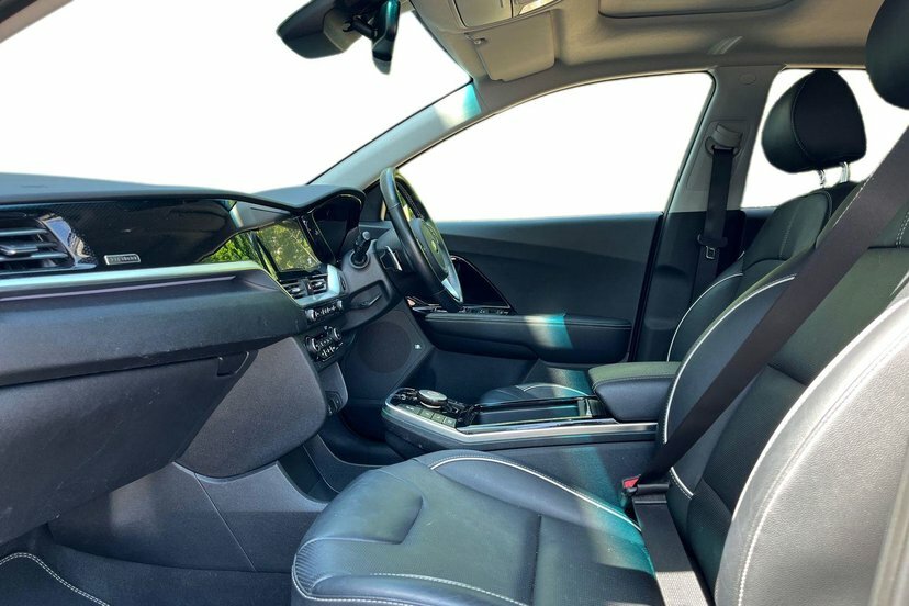 Kia e-Niro 64Kwh 4 Suv 201 Bhp Blue #2