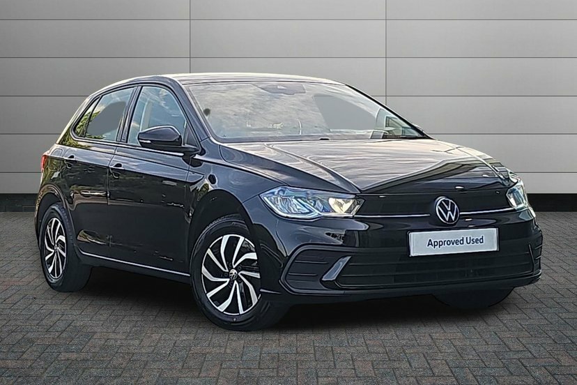 Volkswagen Polo 1.0 Tsi Life Hatchback 95 Ps Black