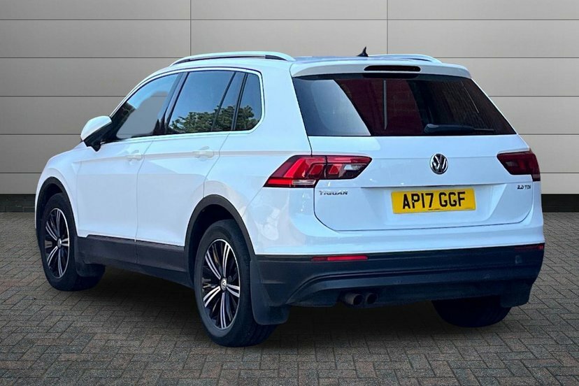 Volkswagen Tiguan 2.0 Tdi Bluemotion Tech Se Navigation Suv Dies White #3