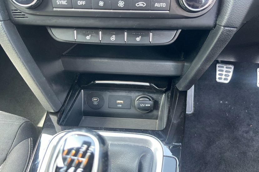 Kia Proceed My24 Gt Line 1.5 T-gdi 158 Red #18