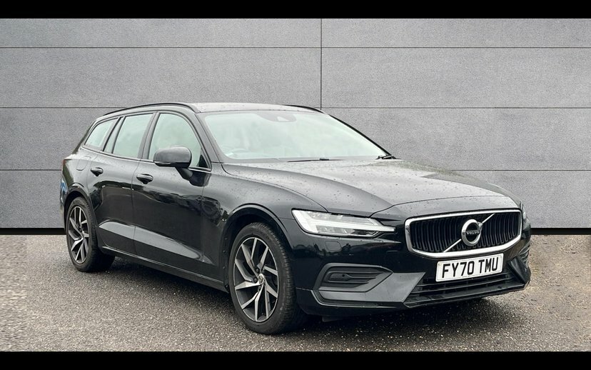 Volvo V60 2.0 T4 Momentum Plus 