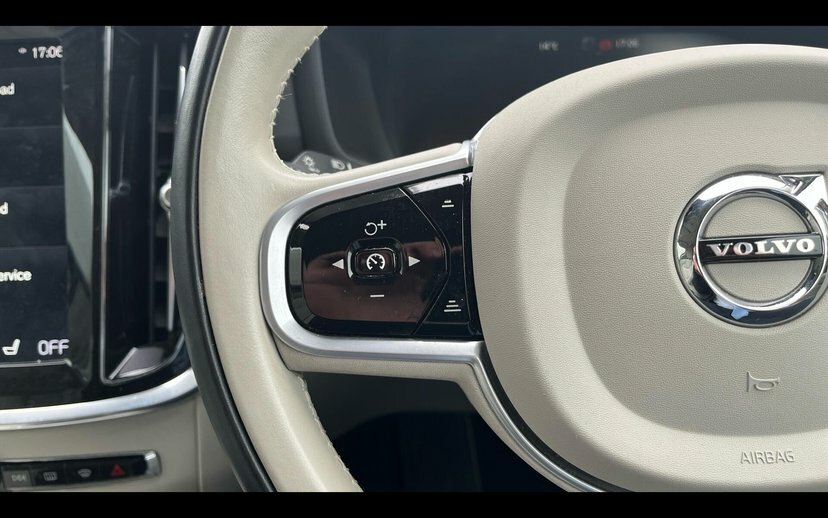 Volvo V60 2.0 T4 190 Momentum Plus Grey #17