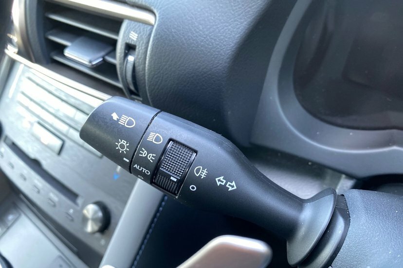 Lexus IS 300H F-sport Cvt Navigation White #20